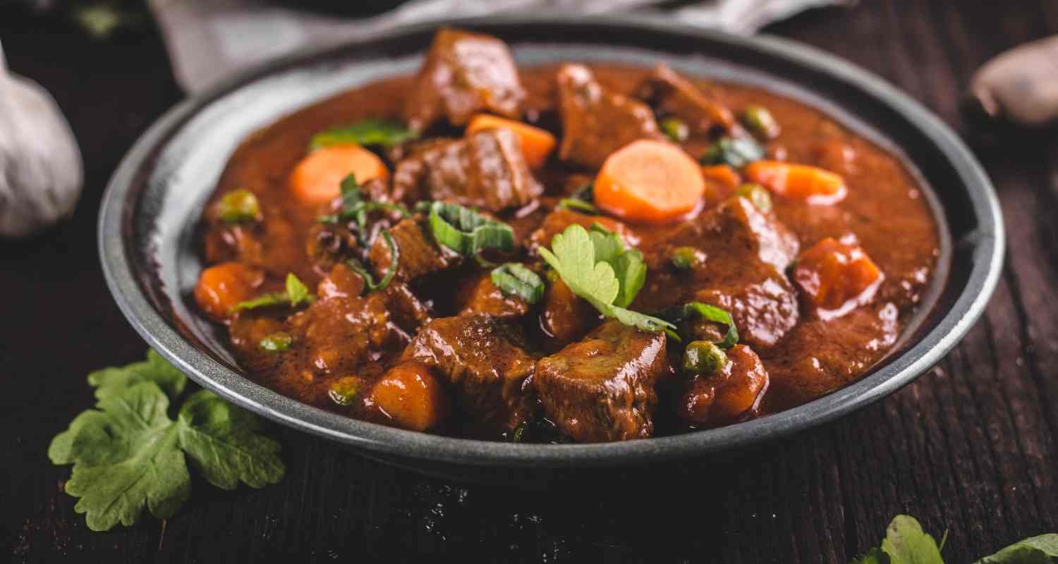 Pot-au-Feu a la Flamme de Bois cuisiniere a bois